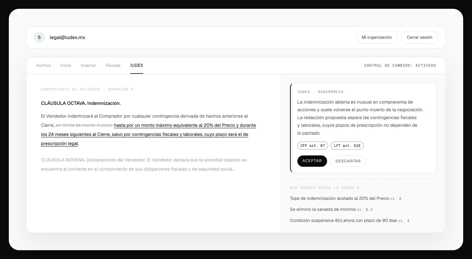IUDEX dentro de Word con control de cambios proponiendo la redacción de la cláusula de indemnización de una compraventa de acciones